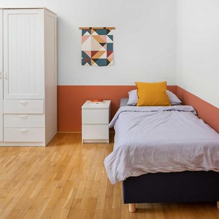 Letna Apartments Praha Bagian luar foto