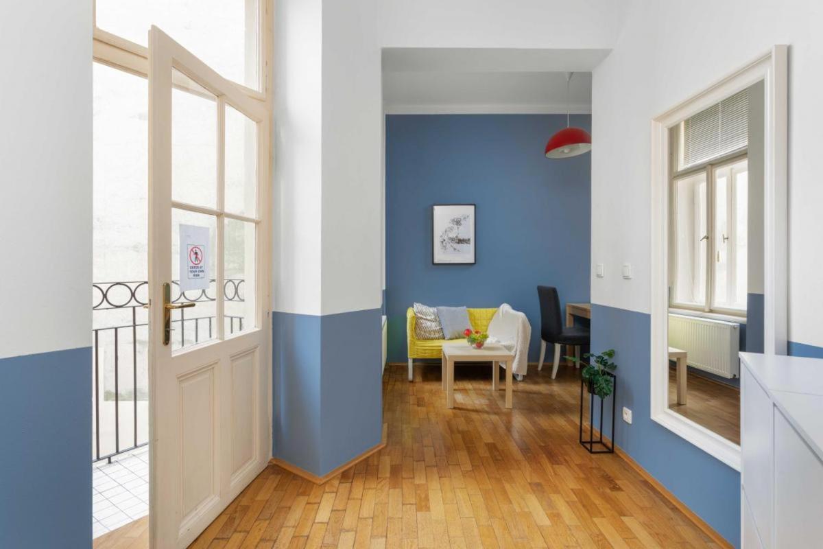 Letna Apartments Praha Bagian luar foto