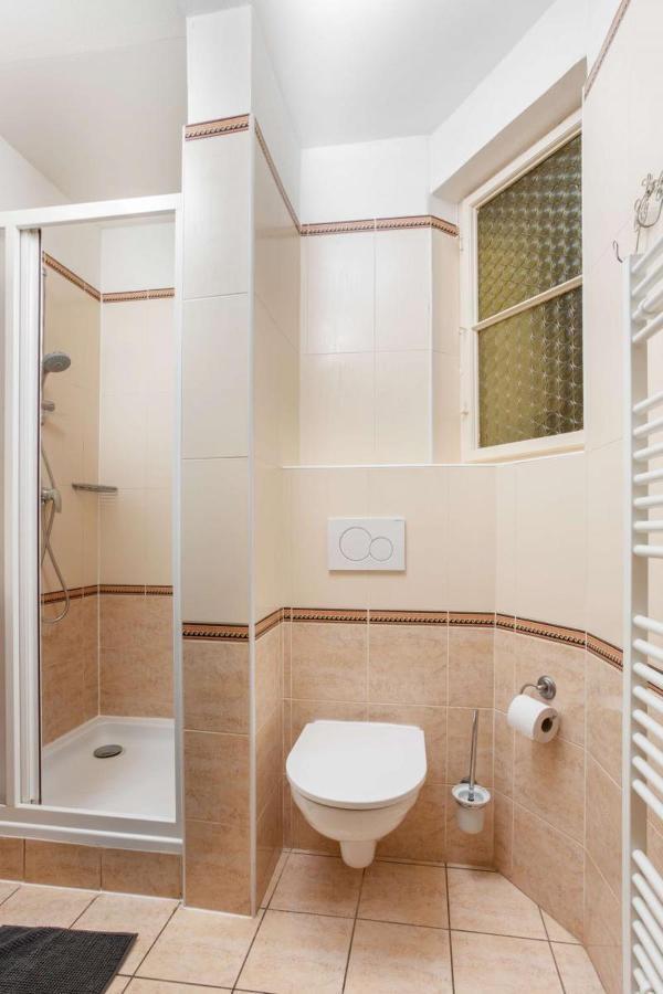 Letna Apartments Praha Bagian luar foto