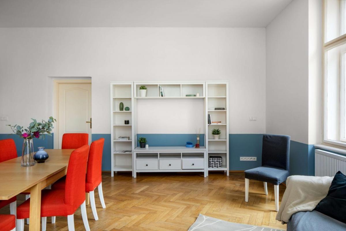 Letna Apartments Praha Bagian luar foto