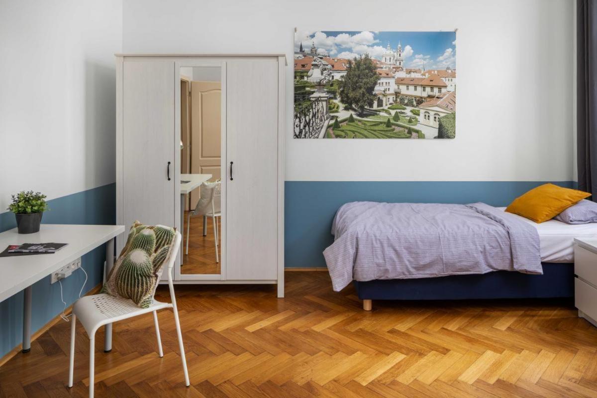 Letna Apartments Praha Bagian luar foto